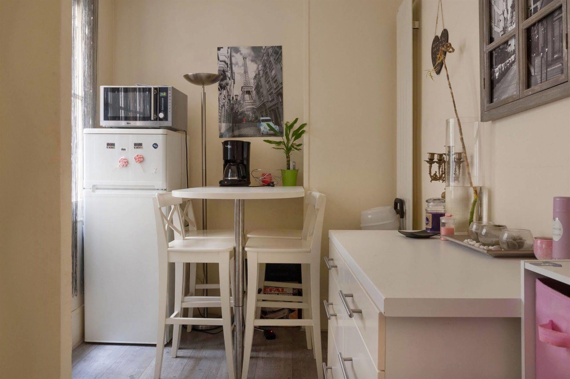 Appartement Lovely 1br - Tour Eiffel - Champs De Mars *